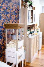 Load image into Gallery viewer, Sip & Pour