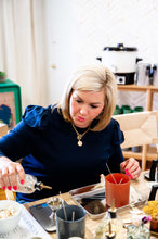 Load image into Gallery viewer, Sip & Pour