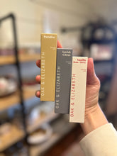 Load image into Gallery viewer, Perfume